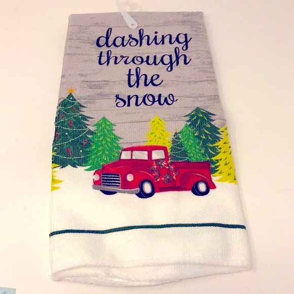 Vintage Farmhouse Style Christmas Tea Towel Set w/Refrig Magnets - Picture 2 of 7